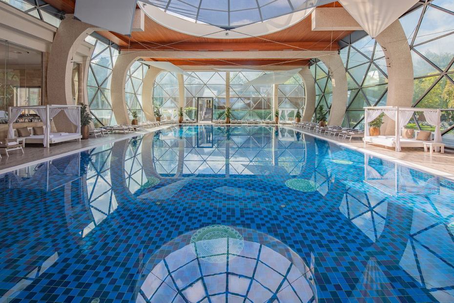 Thermalhotel Spirt Sarvar - Hallenbad